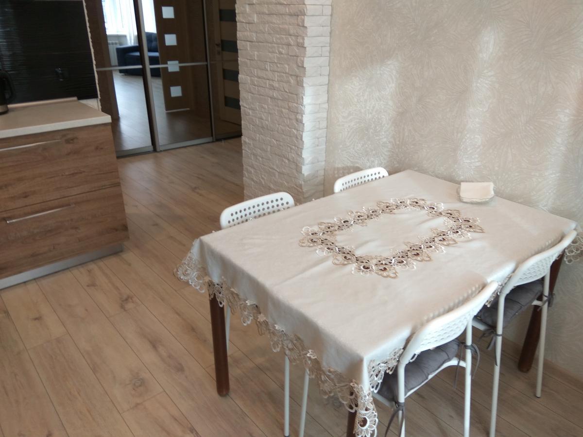 Apartment Na Maiakovskogo 明斯克 外观 照片